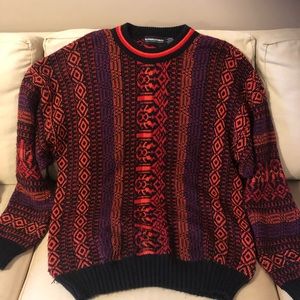 Expressions International  men’s size large acrylic colorful pullover